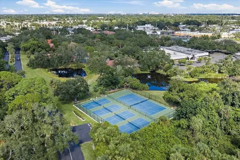 257 Sherwood Drive Bradenton FL 34210