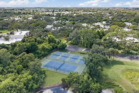 257 Sherwood Drive Bradenton FL 34210