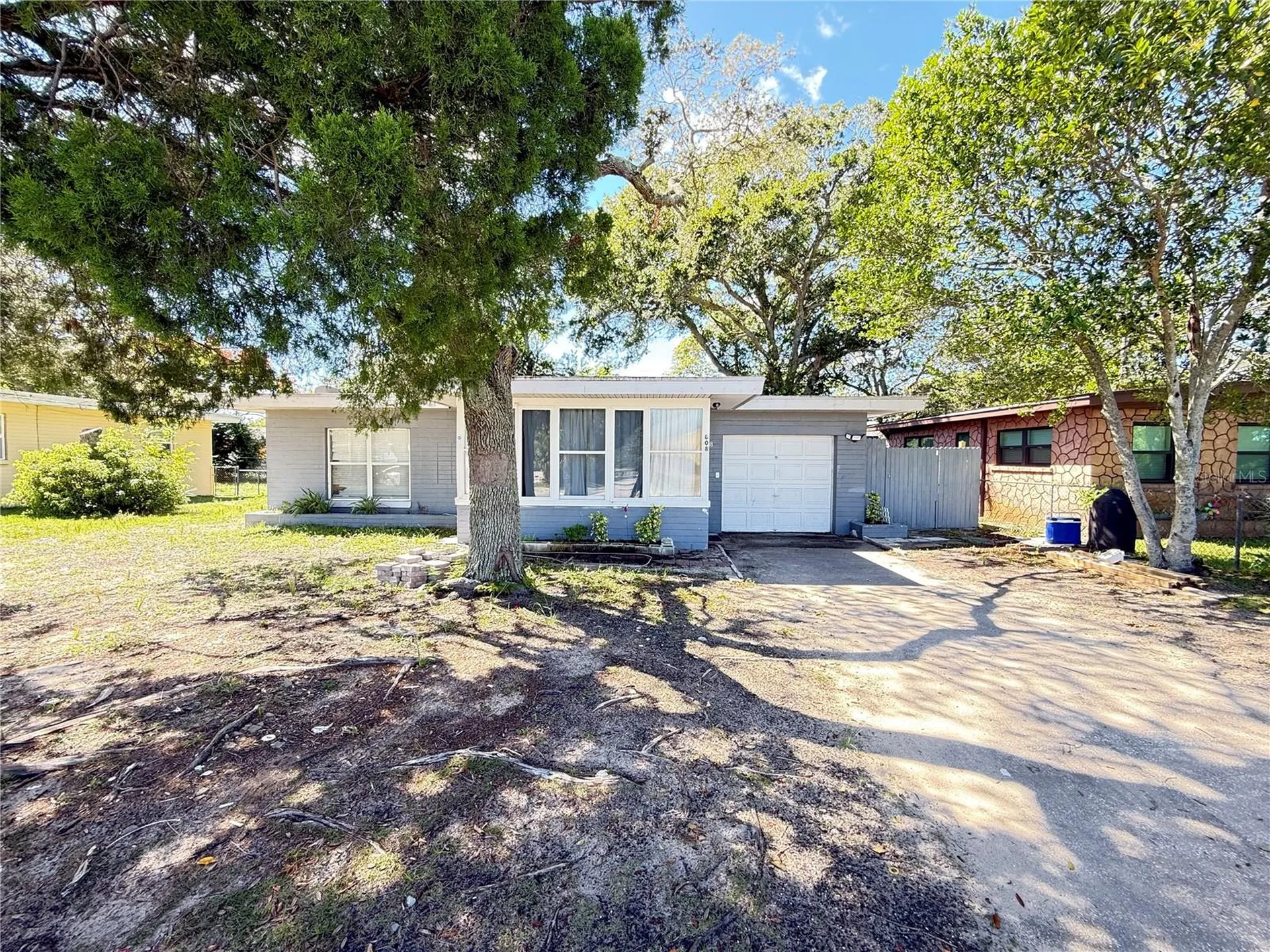 808 Derbyshire Road Daytona Beach FL 32117