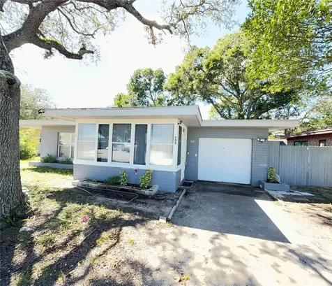808 Derbyshire Road Daytona Beach FL 32117