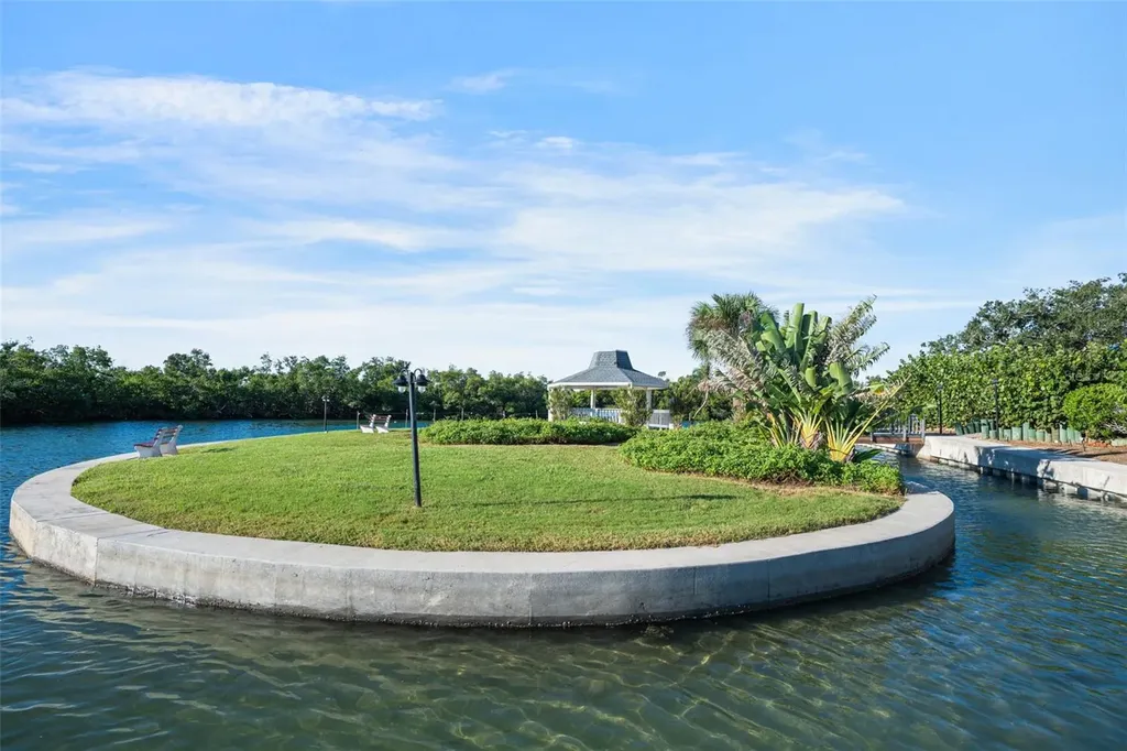 9397 Midnight Pass Road Sarasota FL 34242