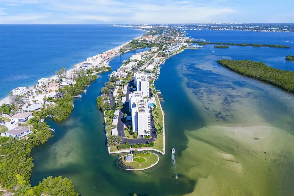 9397 Midnight Pass Road Sarasota FL 34242