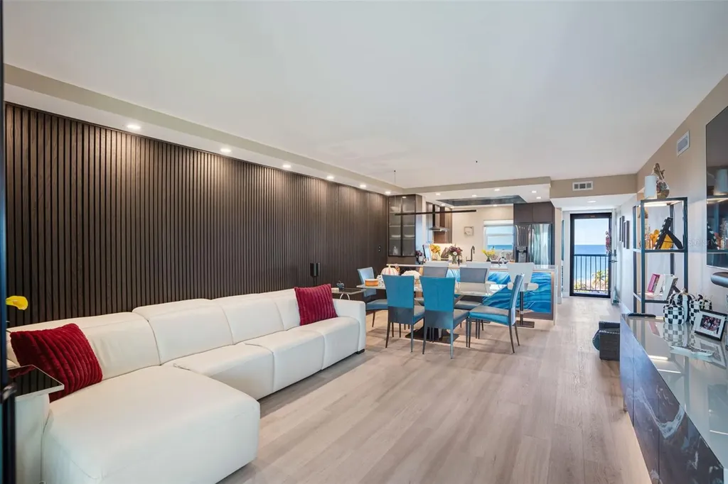 9397 Midnight Pass Road Sarasota FL 34242