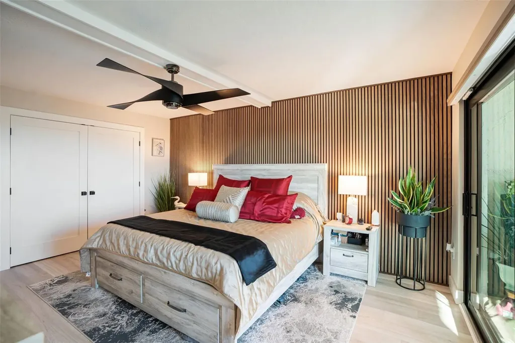 9397 Midnight Pass Road Sarasota FL 34242