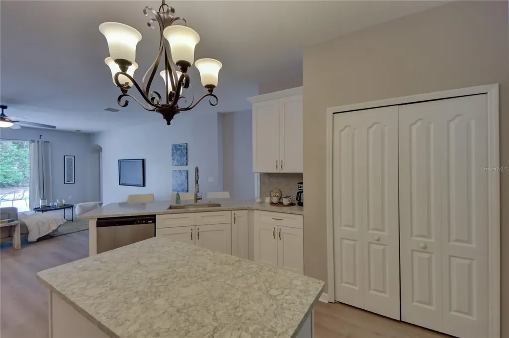 2823 Windcrest Oaks Court Valrico FL 33594