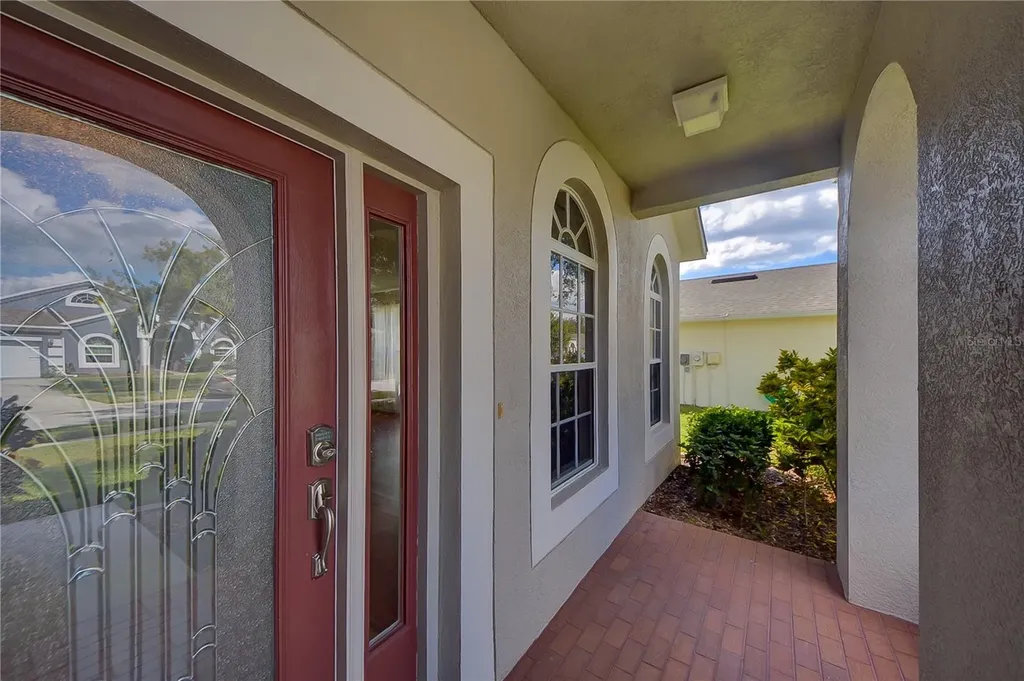 2823 Windcrest Oaks Court Valrico FL 33594
