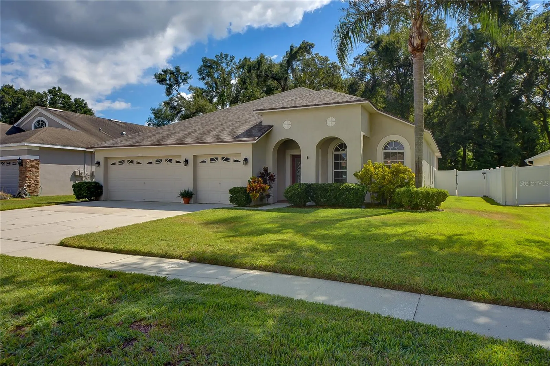 2823 Windcrest Oaks Court Valrico FL 33594