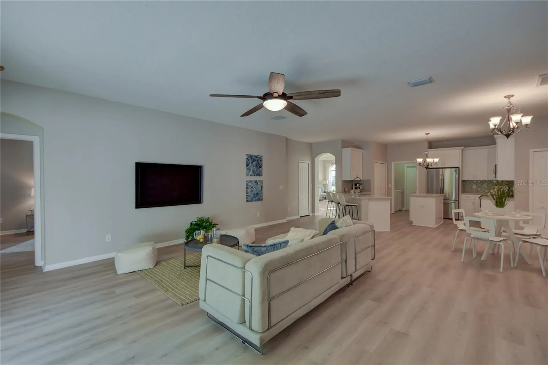2823 Windcrest Oaks Court Valrico FL 33594