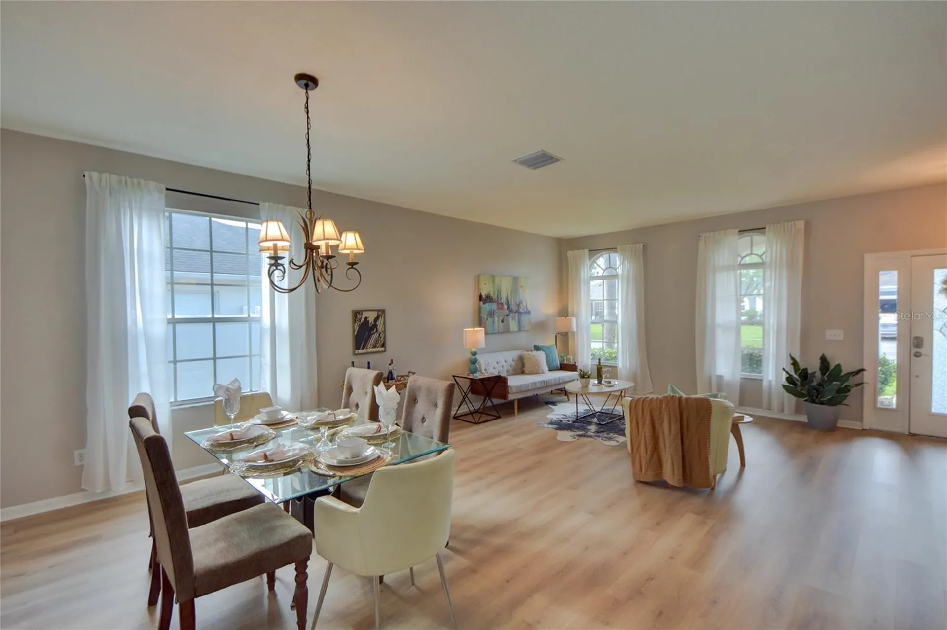 2823 Windcrest Oaks Court Valrico FL 33594