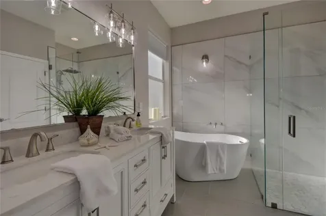 2823 Windcrest Oaks Court Valrico FL 33594