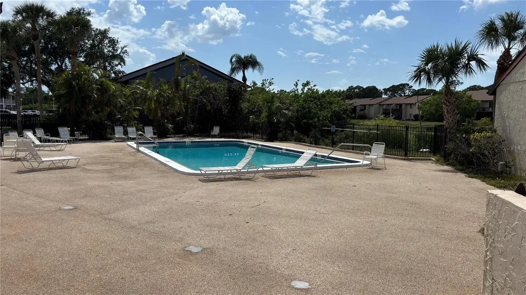 2605 Pine Lake Terrace Sarasota FL 34237