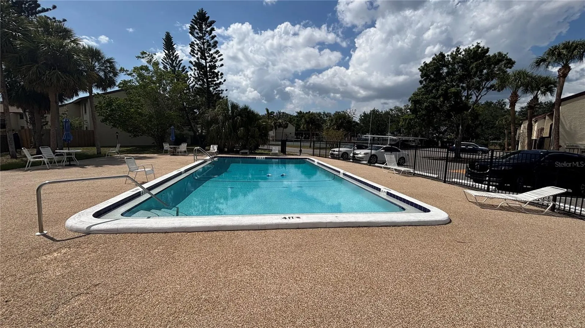 2605 Pine Lake Terrace Sarasota FL 34237