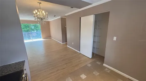 2605 Pine Lake Terrace Sarasota FL 34237