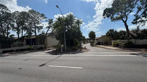 2605 Pine Lake Terrace Sarasota FL 34237