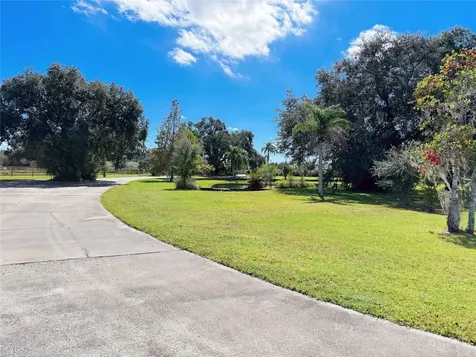4421 Reaves Road Kissimmee FL 34746