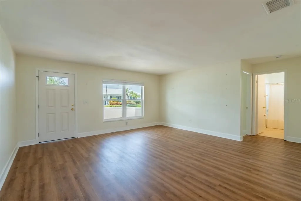 9221 40th Way N Pinellas Park FL 33782