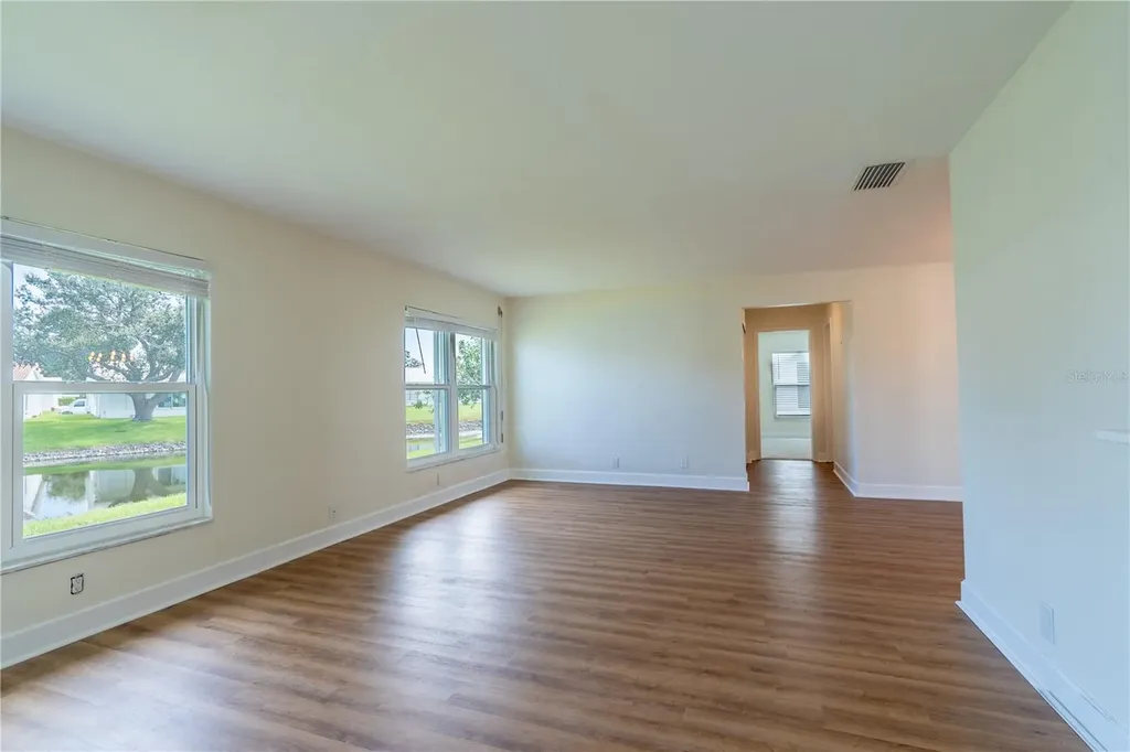 9221 40th Way N Pinellas Park FL 33782
