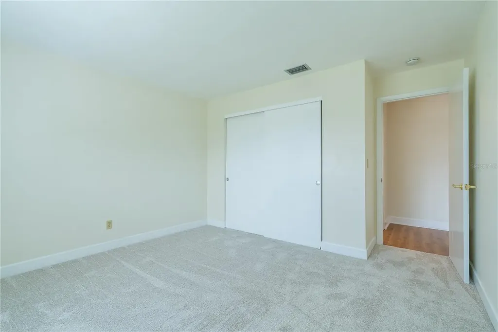 9221 40th Way N Pinellas Park FL 33782
