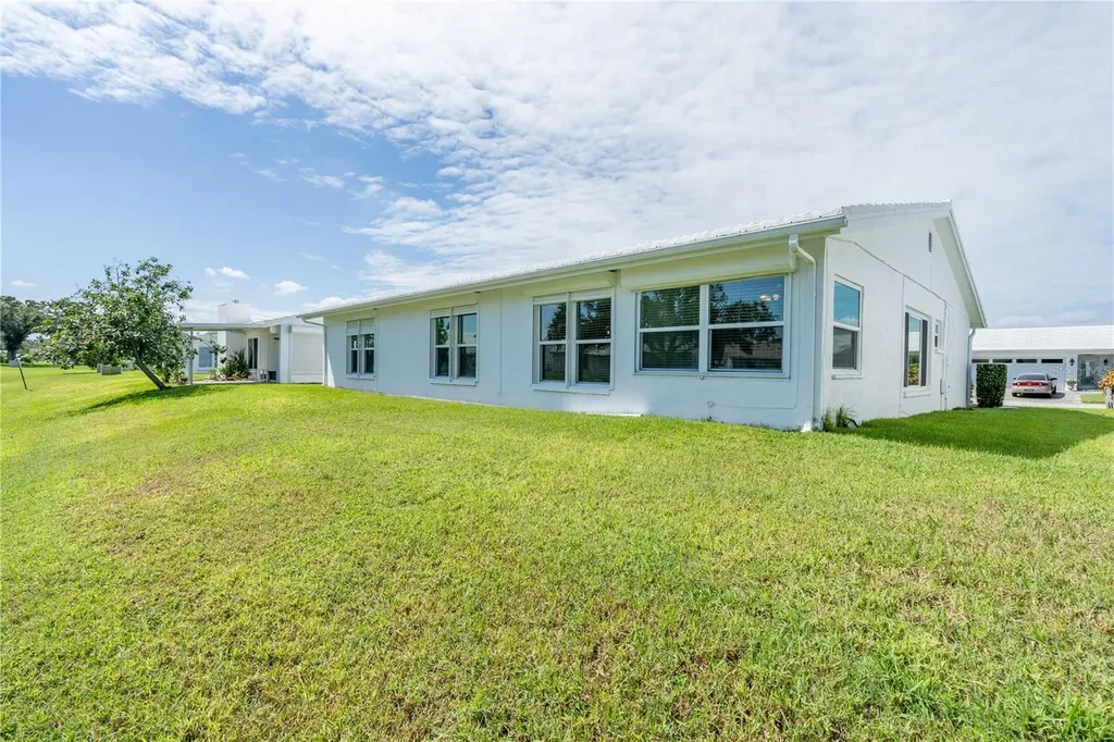9221 40th Way N Pinellas Park FL 33782