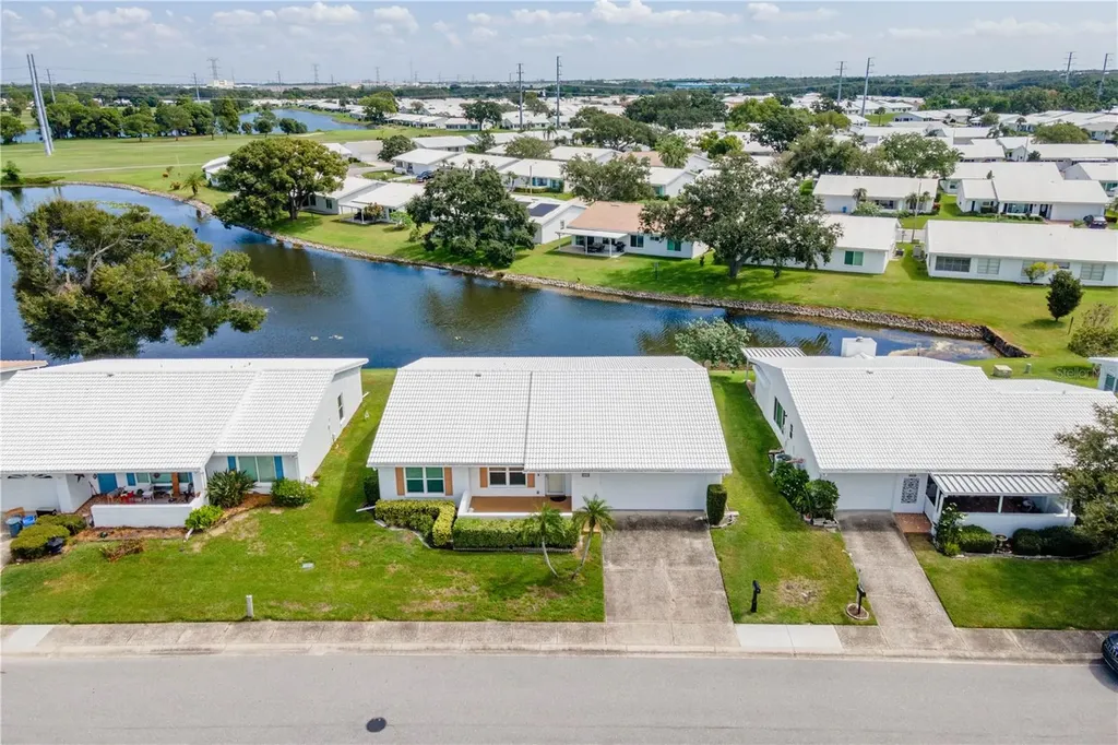 9221 40th Way N Pinellas Park FL 33782