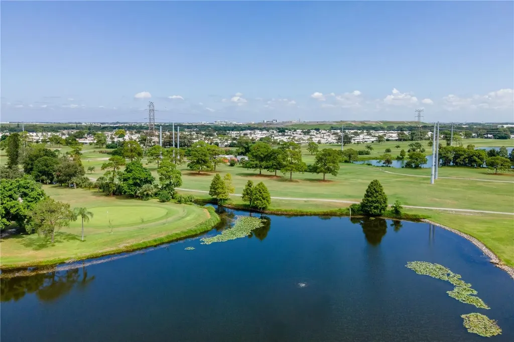 9221 40th Way N Pinellas Park FL 33782