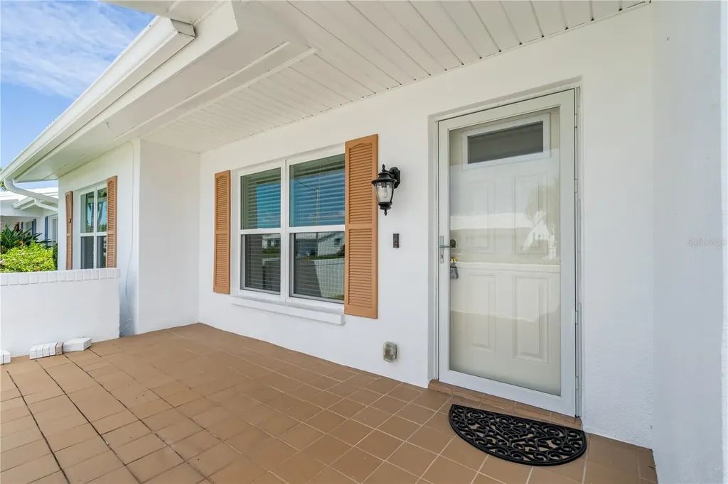 9221 40th Way N Pinellas Park FL 33782