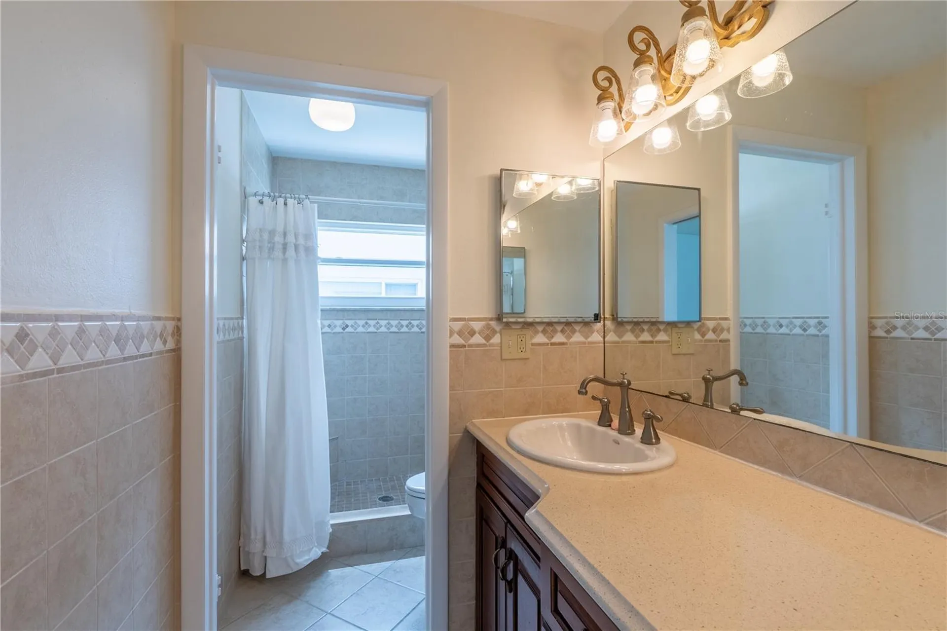 9221 40th Way N Pinellas Park FL 33782