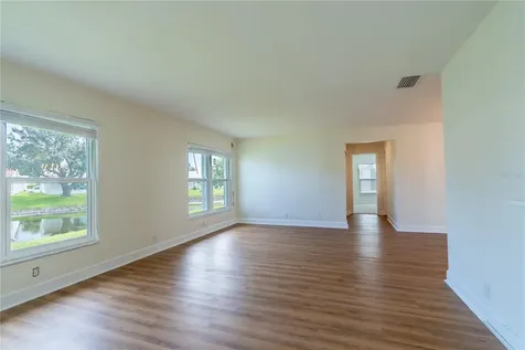 9221 40th Way N Pinellas Park FL 33782