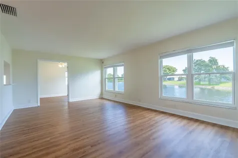 9221 40th Way N Pinellas Park FL 33782