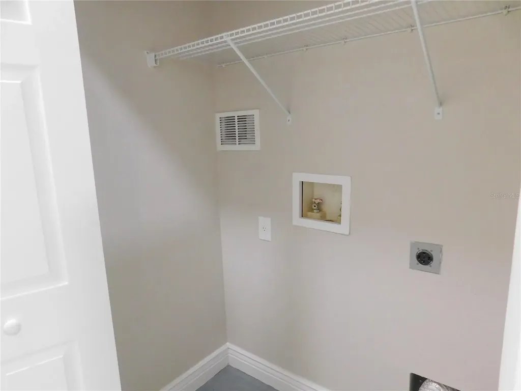 2725 Via Cipriani Clearwater FL 33764