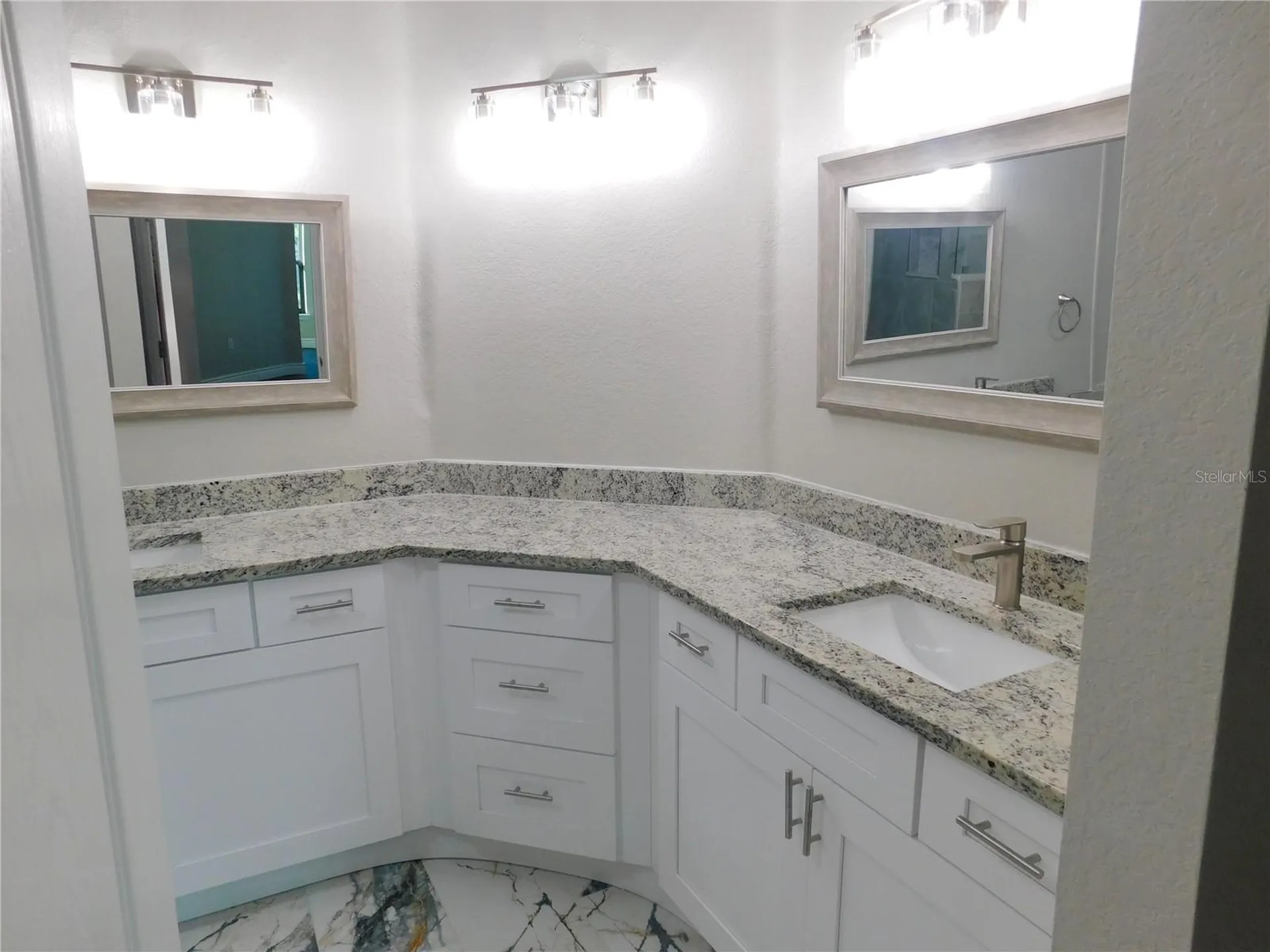 2725 Via Cipriani Clearwater FL 33764
