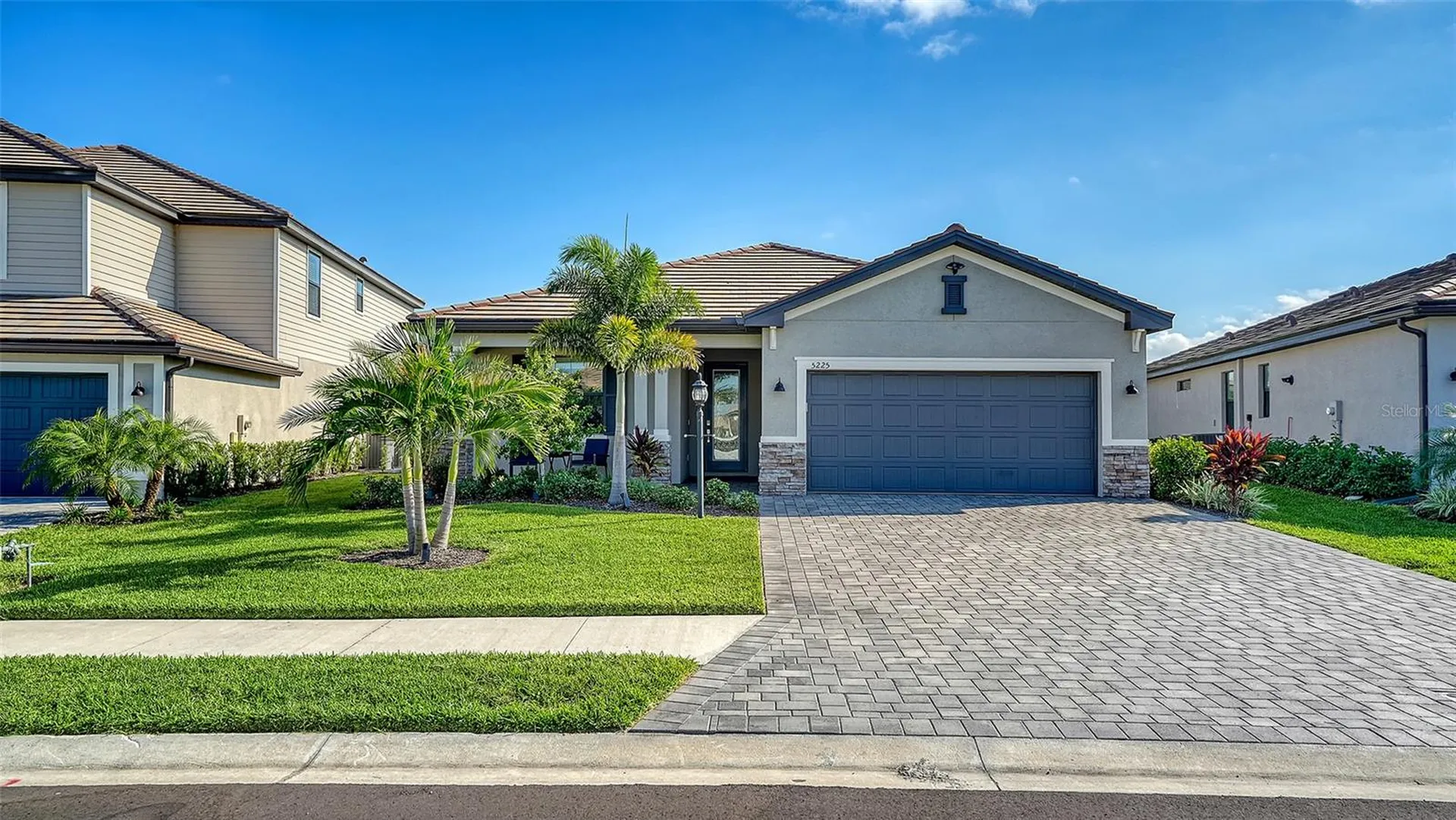 5225 Blue Crush Bradenton FL 34211