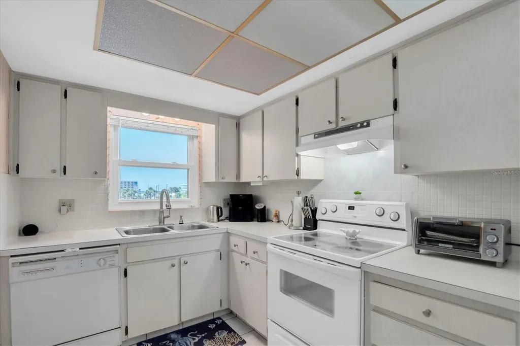 5575 Gulf Boulevard St Pete Beach FL 33706