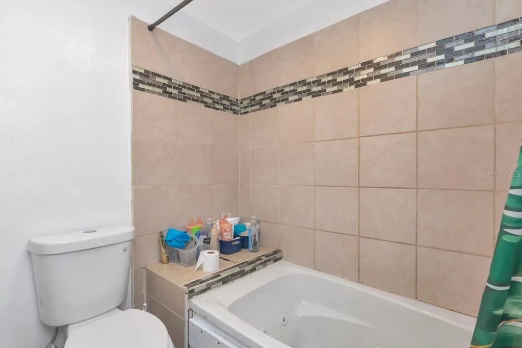 3278 56th Avenue N St Petersburg FL 33714