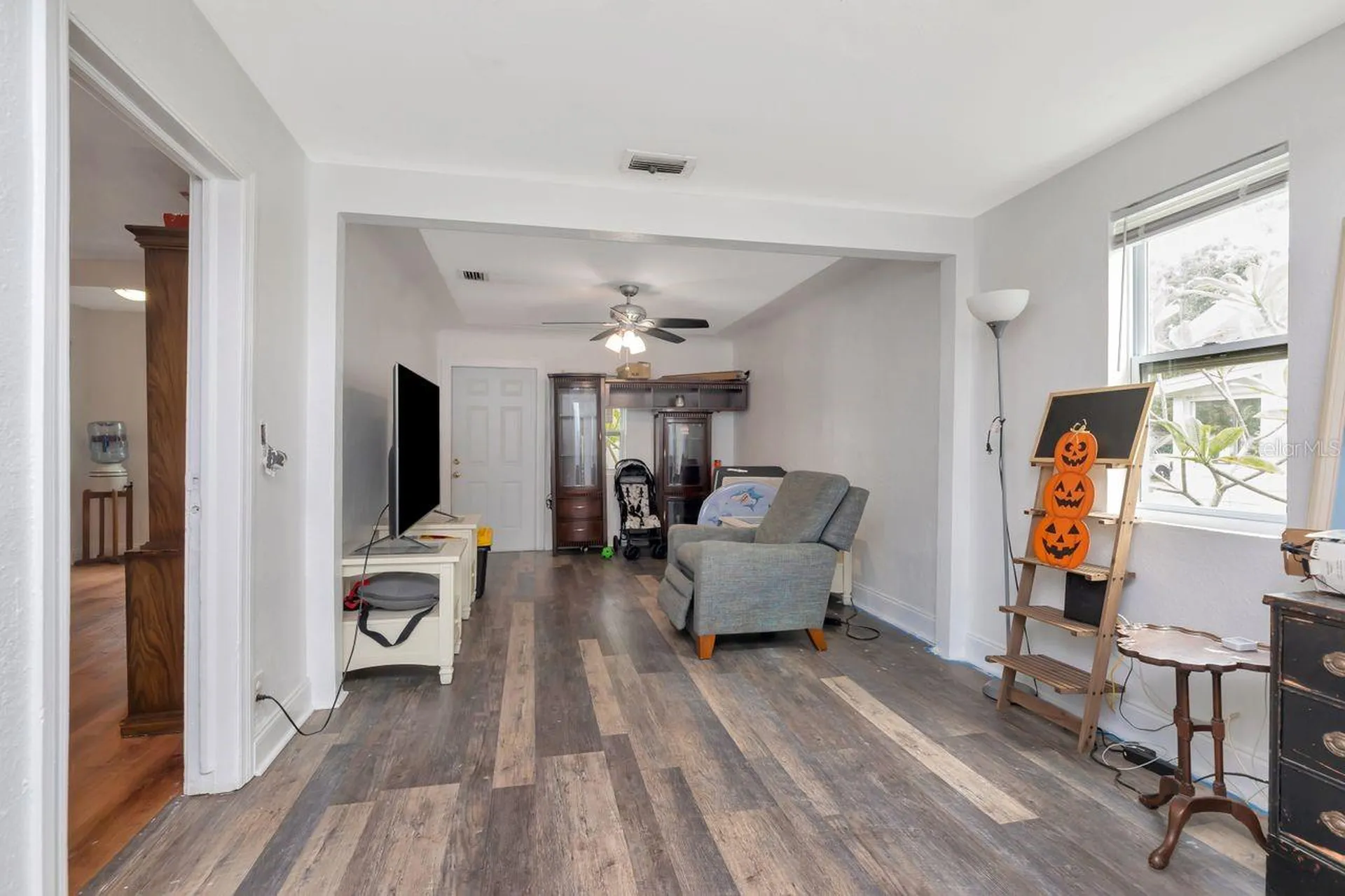 3278 56th Avenue N St Petersburg FL 33714