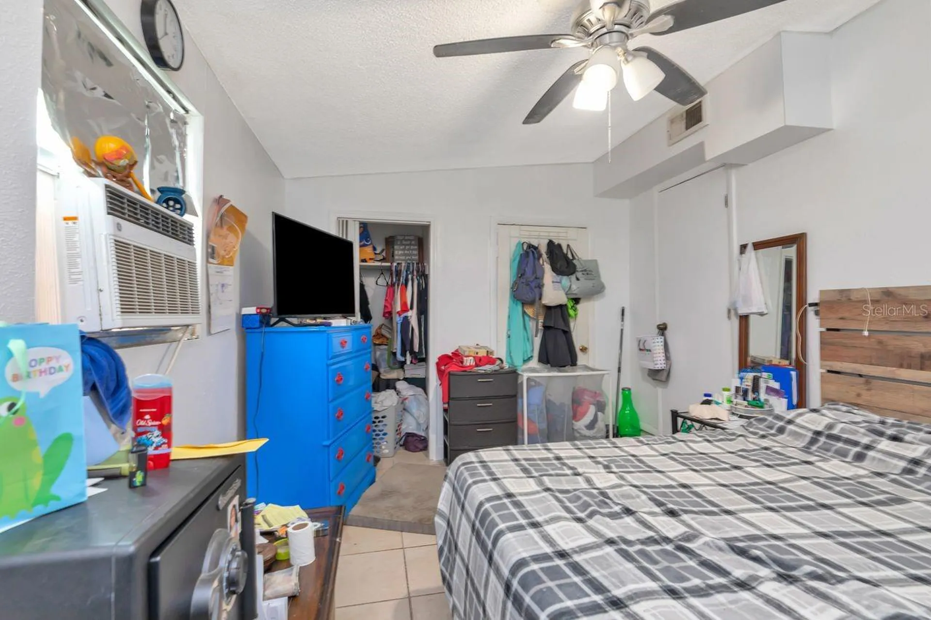 3278 56th Avenue N St Petersburg FL 33714