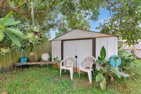 3278 56th Avenue N St Petersburg FL 33714