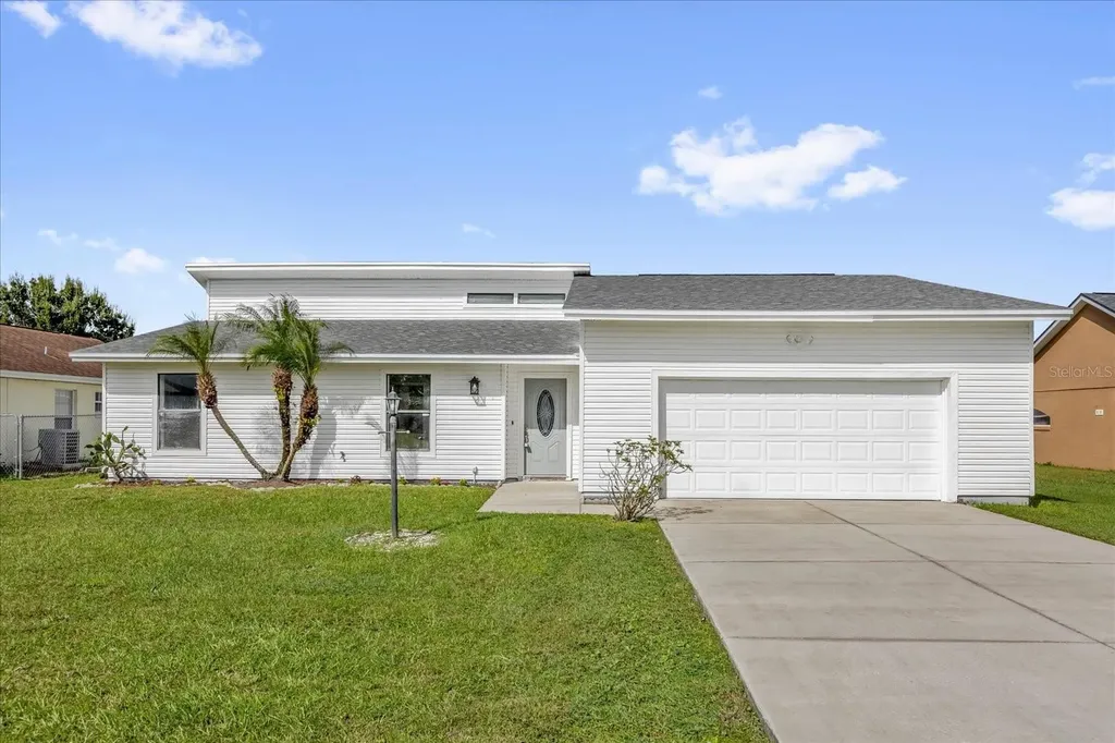 348 Jacksonville Court Kissimmee FL 34759