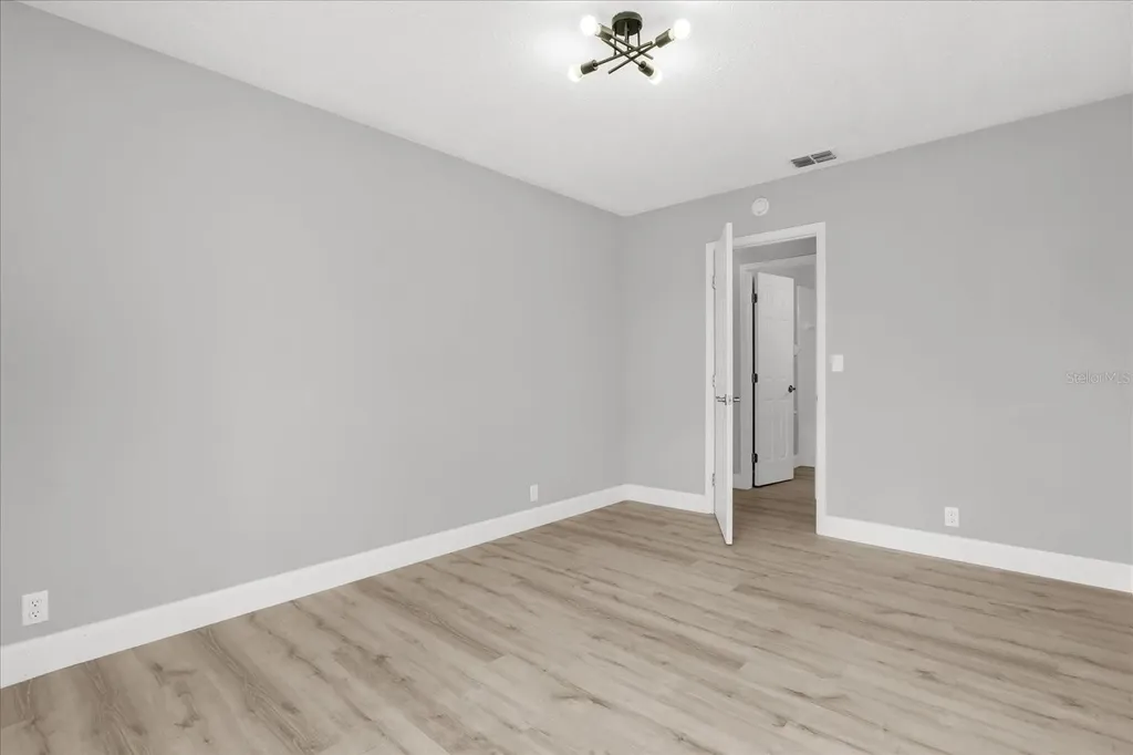 348 Jacksonville Court Kissimmee FL 34759