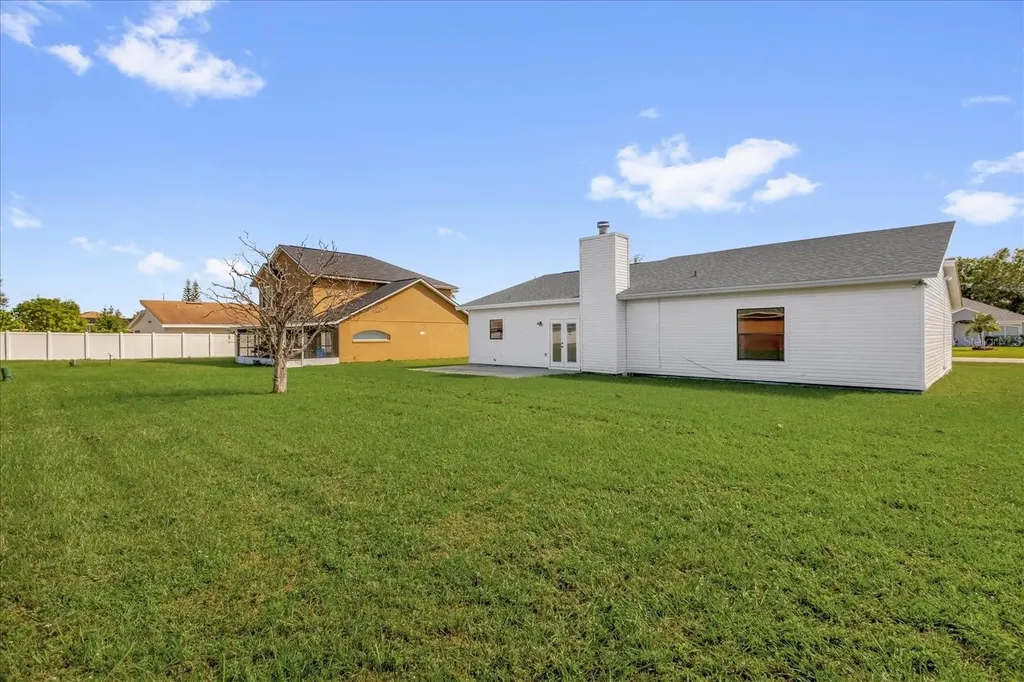 348 Jacksonville Court Kissimmee FL 34759
