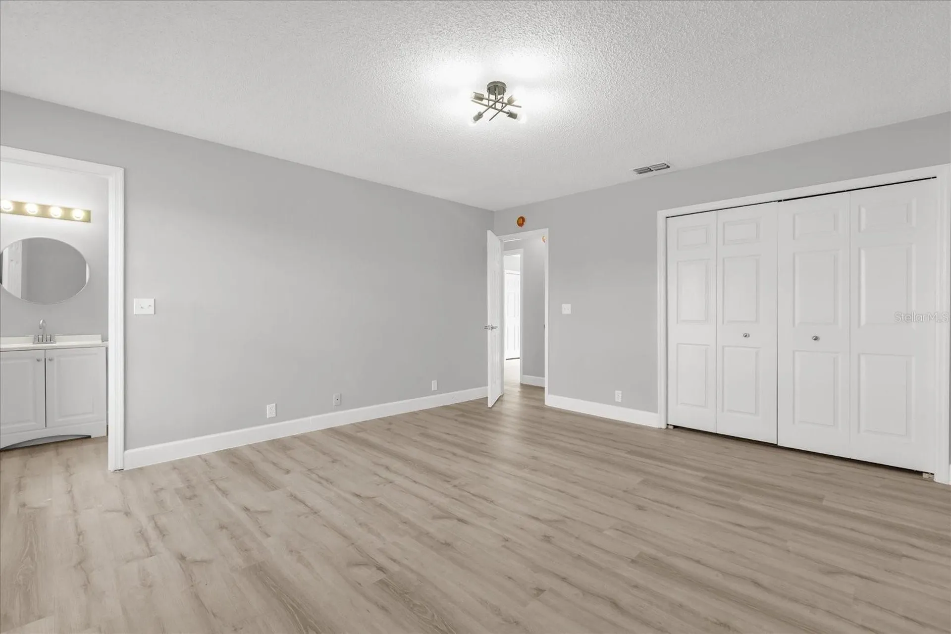 348 Jacksonville Court Kissimmee FL 34759