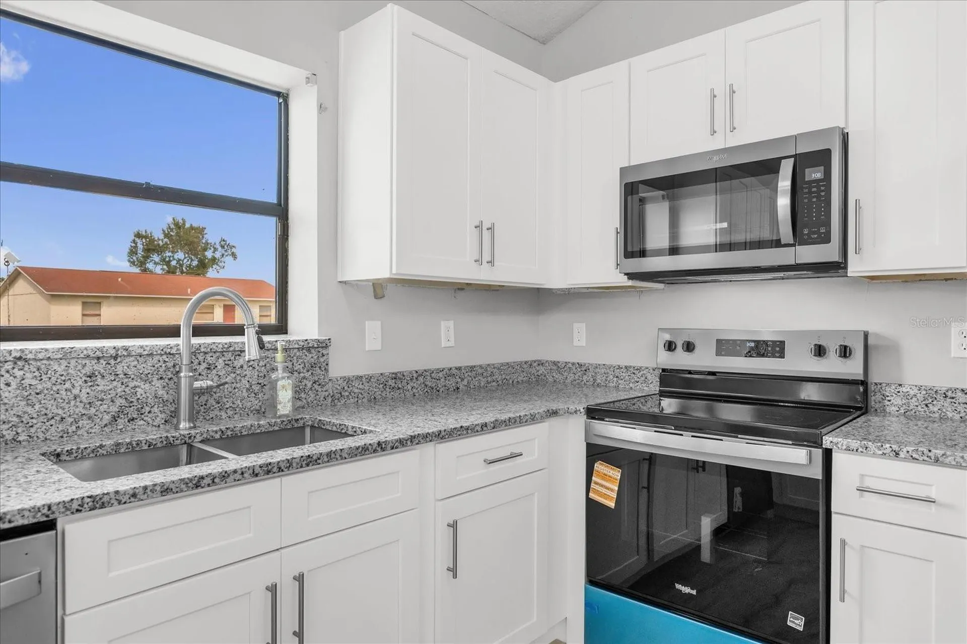 348 Jacksonville Court Kissimmee FL 34759