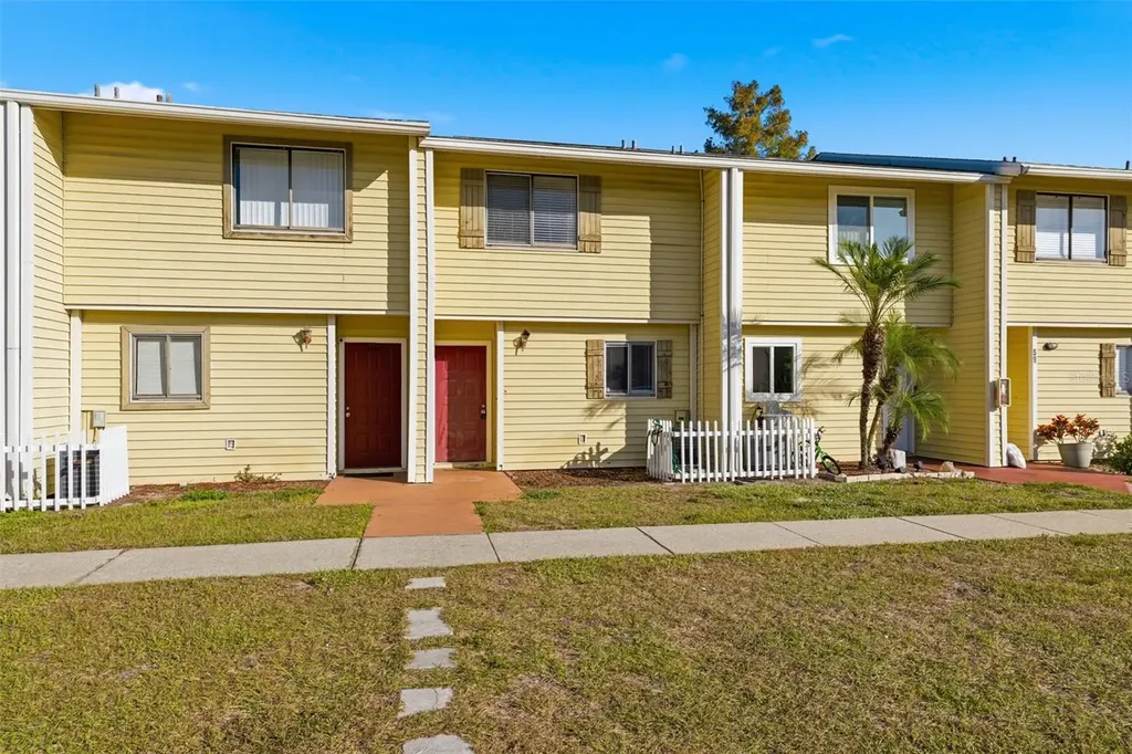 22707 Watersedge Boulevard Land O Lakes FL 34639