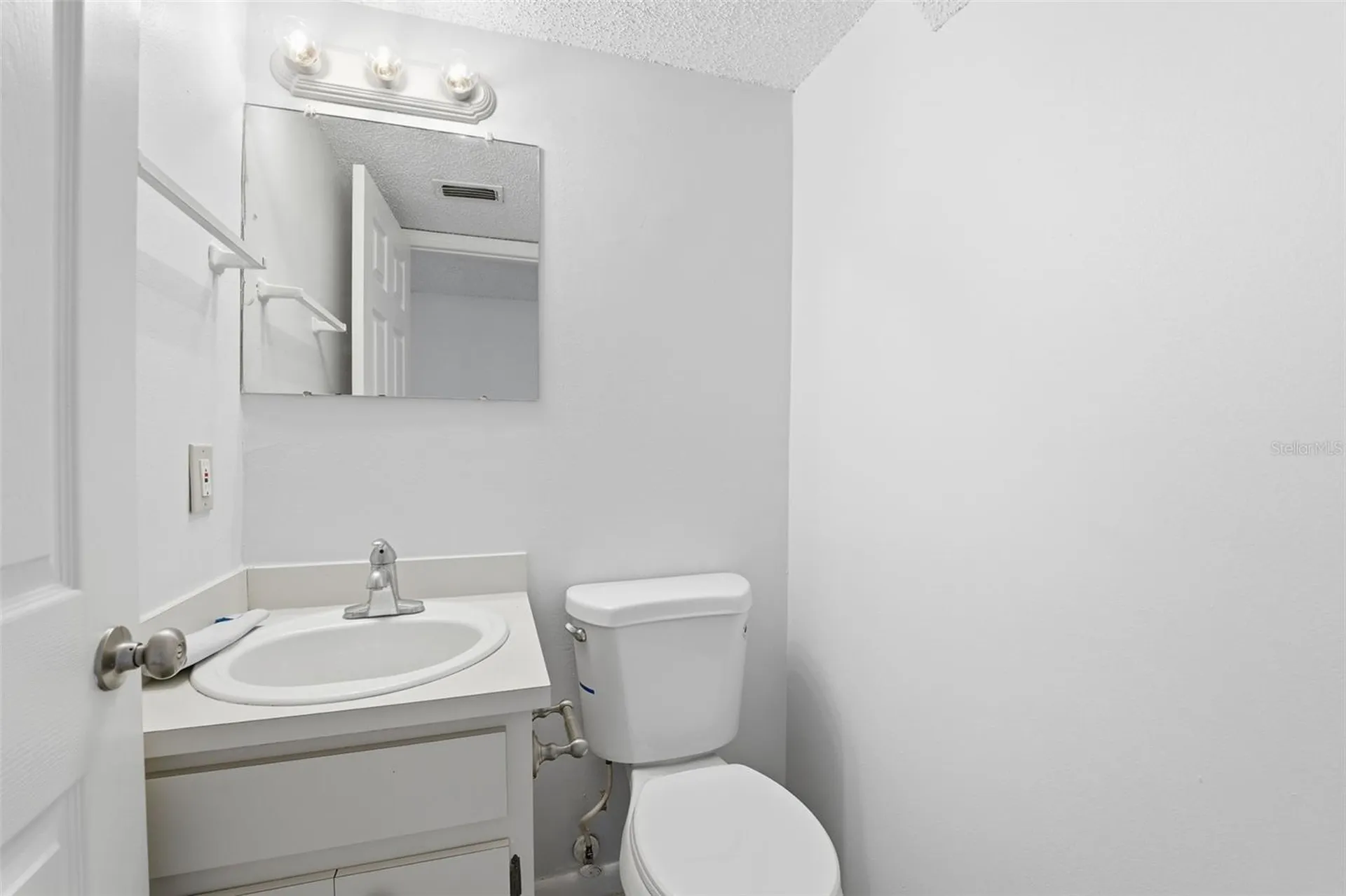 22707 Watersedge Boulevard Land O Lakes FL 34639