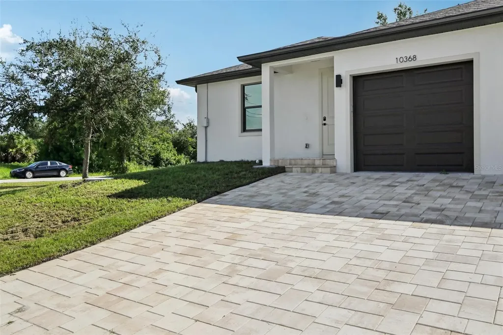 10368 Port Everglades Street Port Charlotte FL 33981