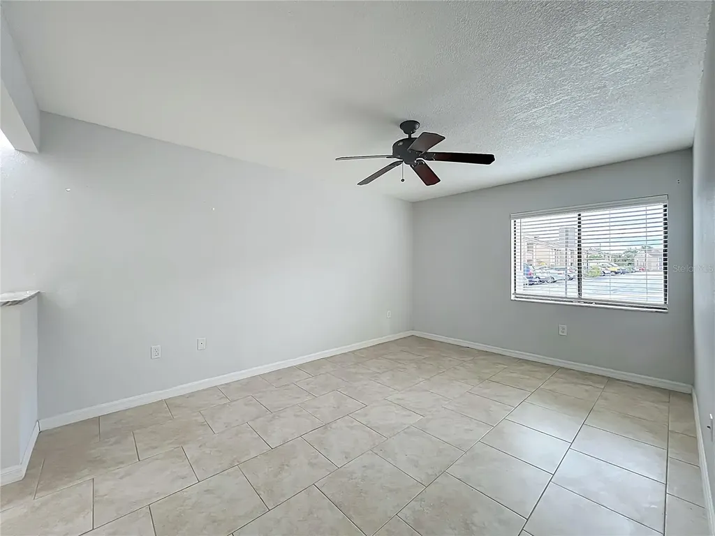 5249 Vineland Road Orlando FL 32811