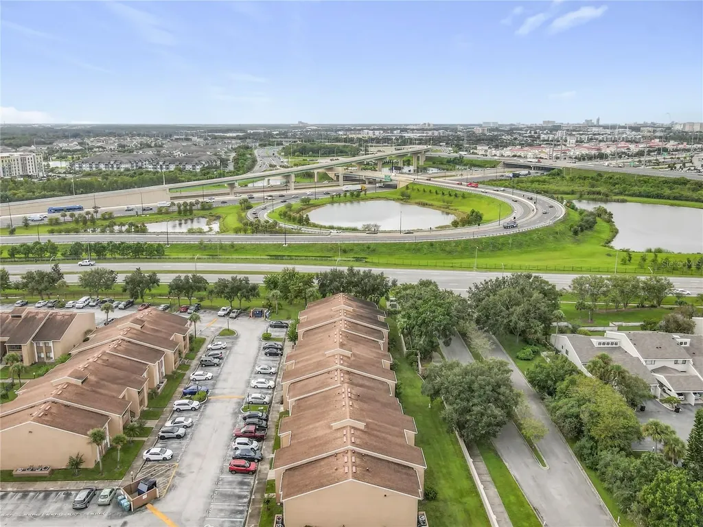 5249 Vineland Road Orlando FL 32811