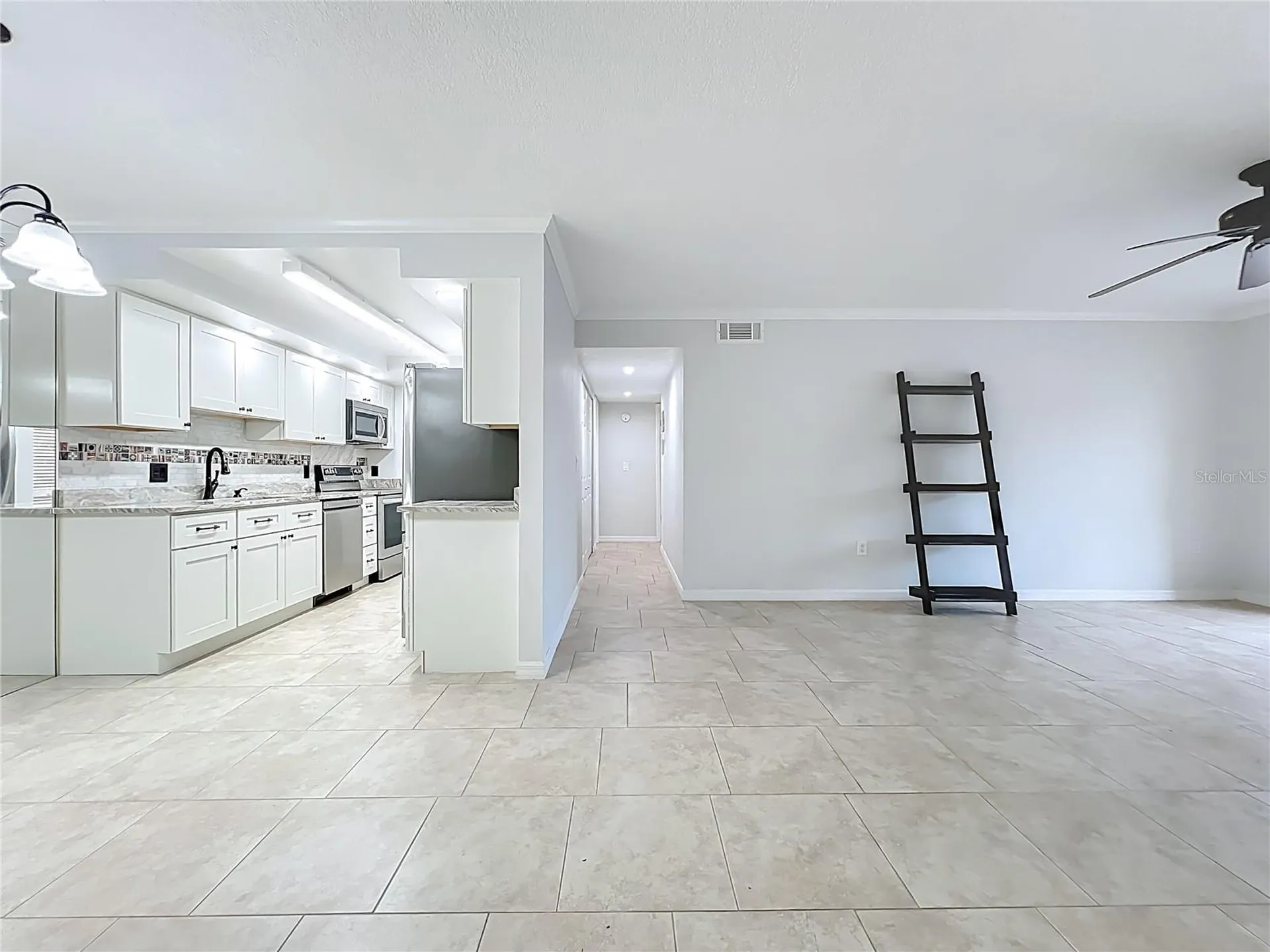 5249 Vineland Road Orlando FL 32811