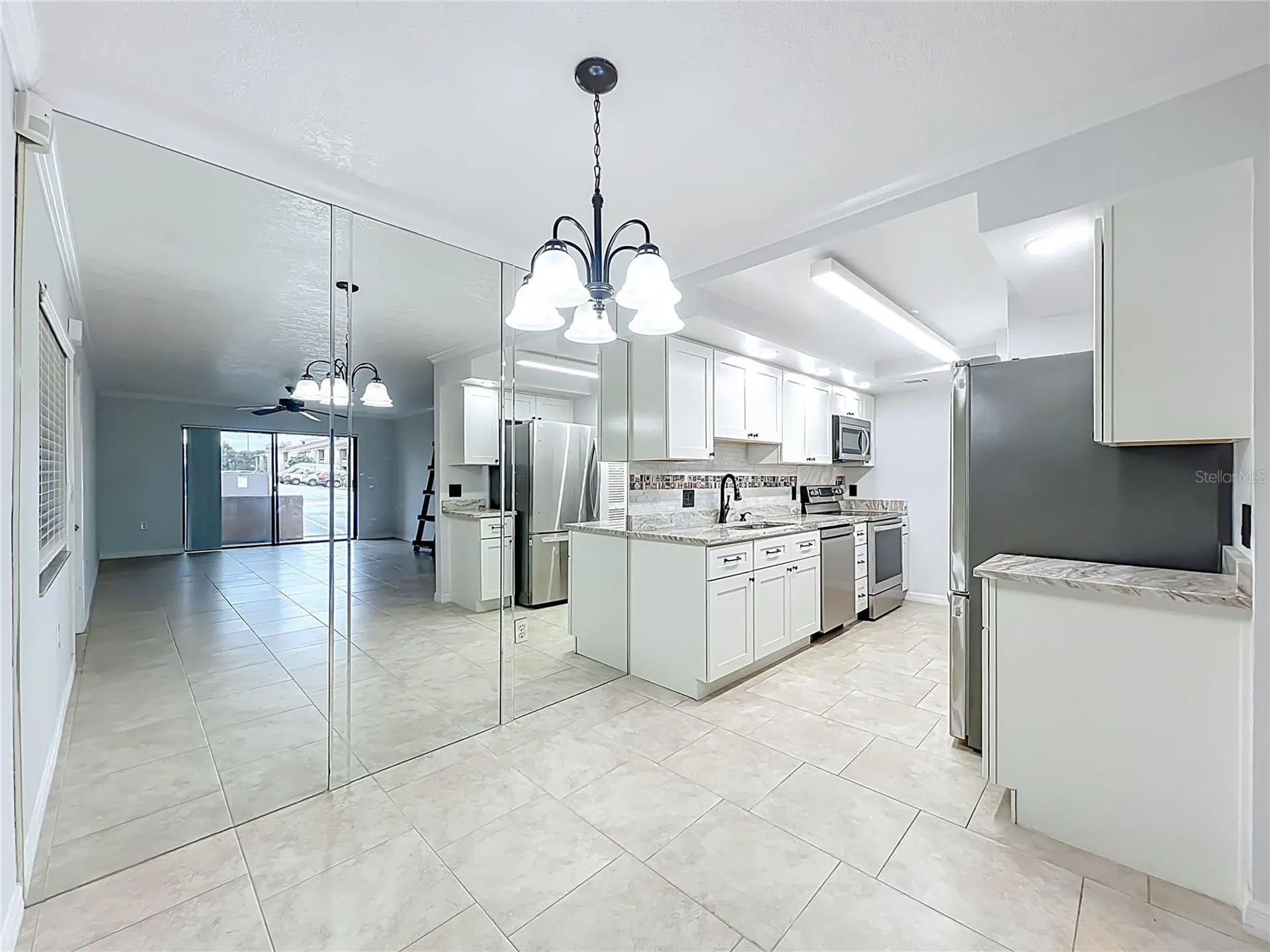 5249 Vineland Road Orlando FL 32811