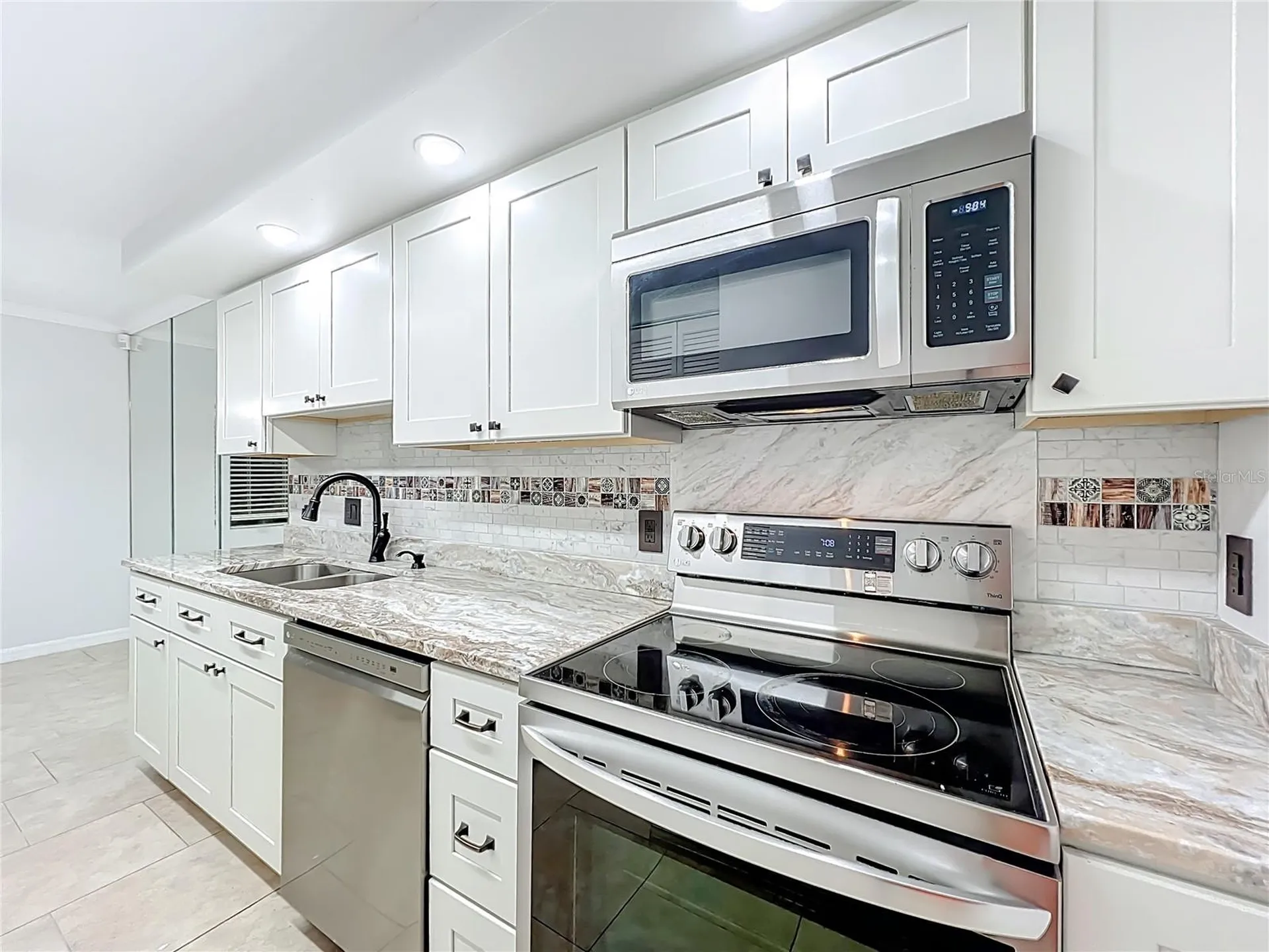 5249 Vineland Road Orlando FL 32811